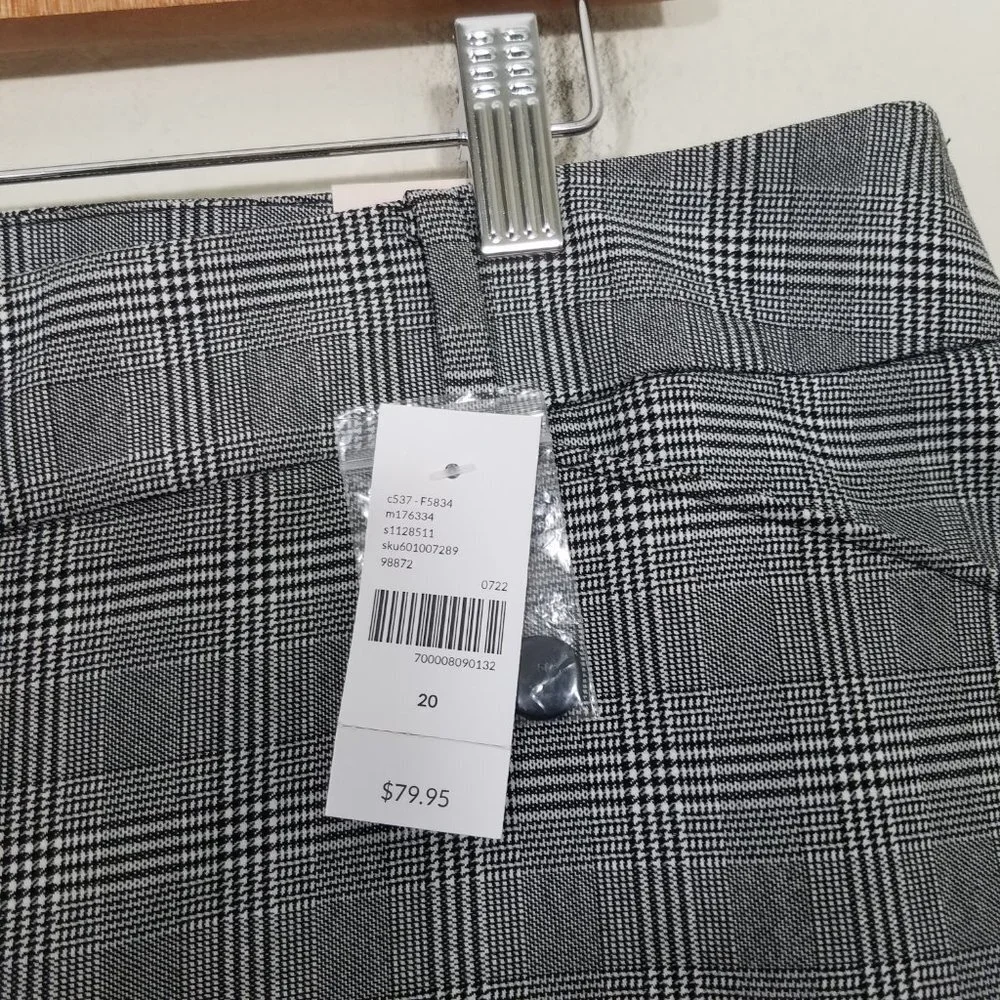 NWT Lane Bryant Mid-Rise Straight Super Stretch 4-Season Plaid Dress Pants - Picture 3 of 7